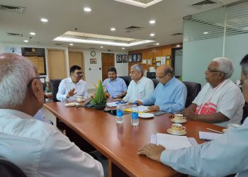 मांगो को लेकर सीआईएल डीपी से मिला सेवानिवृत्त कोयला मजदूर संघ