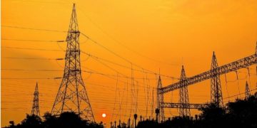 एनर्जी ट्रांजीशन का असर-2025 में 3 %बिजली का उत्पादन कम
